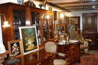 Antik-Hof-Fischerhude (Henni Mitschkowski) (Ankauf / Verkauf: Komplette Nachl�sse, Antiquit�ten, Kunst, Gem�lde, Bronzen, Schmuck) , Kirchstr. 12, Tel.: 04293/786913, Mobil: 0171/1448283, Mail: mitschkowski@t-online.de + antik-hof-fischerhude@freenet.de, Homepage: www.mitschkowski.de - Shop bei ebay: http://stores.shop.ebay.de/antik-hof-fischerhude
