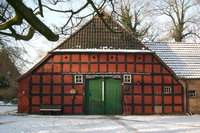 Bauernhaus im Winter bei Schnee