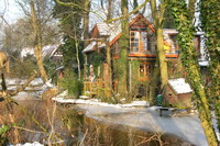 Wohn- und Entenhaus an der W�mme im Winter