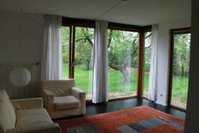 Ferienhaus in Fischerhude: Blick in den Garten, In der Bredenau 44, 28870 Fischerhude, Tel: 030/3246116 (Familie von Essen), Mail: anfrage@ferienhaus-in-fischerhude.de, Homepage: www.ferienhaus-in-fischerhude.de