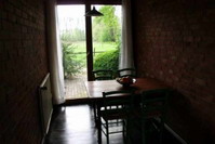 Ferienhaus in Fischerhude: Eingang- und Essbereich, In der Bredenau 44, 28870 Fischerhude, Tel: 030/3246116 (Familie von Essen), Mail: anfrage@ferienhaus-in-fischerhude.de, Homepage: www.ferienhaus-in-fischerhude.de