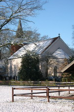 Fischerhuder Liebfrauenkirche im Winter bei Schnee