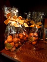 Belgische Pralinen im TeeLicht (Tee - Glas - Keramik - Holz � Kerzen), Inhaberin: Anja W�rle, Schusterstr. 8, Tel. + Fax.: 04293/786660, Mail: info@ferienwohnungen-fischerhude.de, Homepage: www.teelicht-fischerhude.de